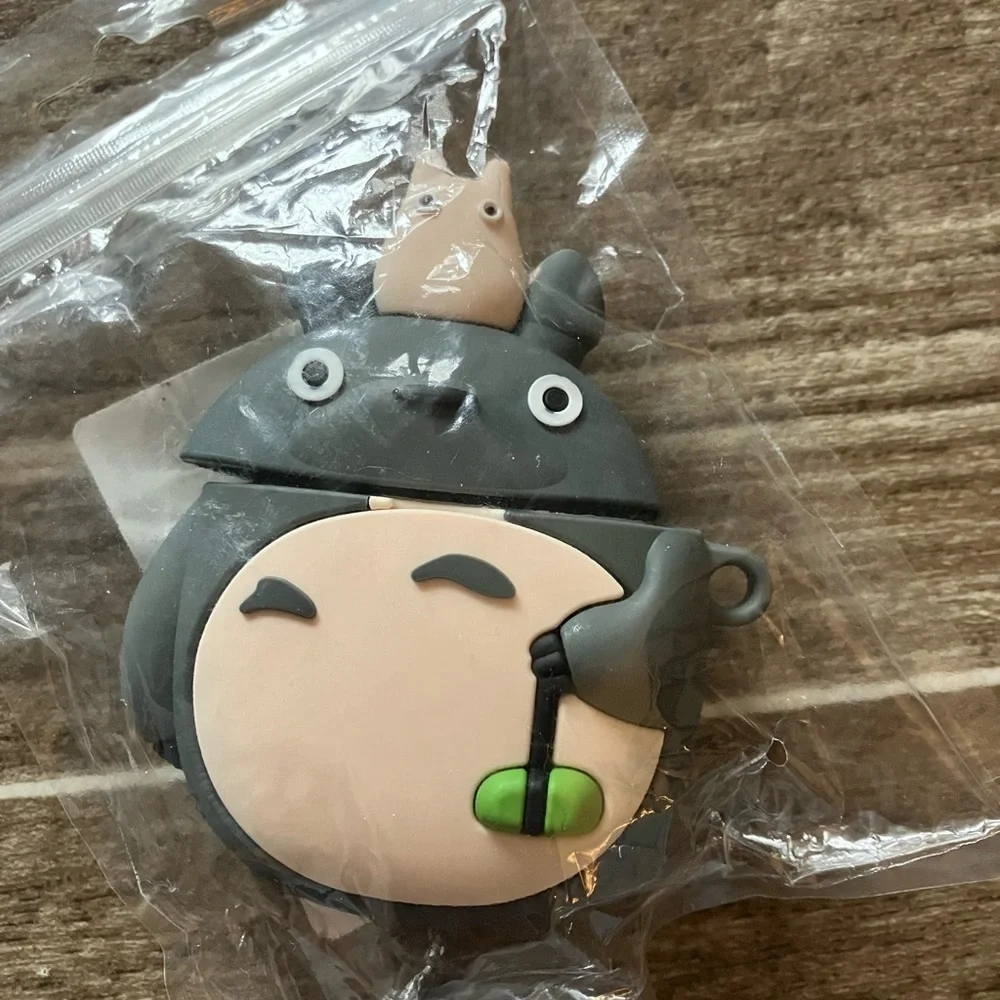 COPY - Cute Totoro AirPod Case Keychain